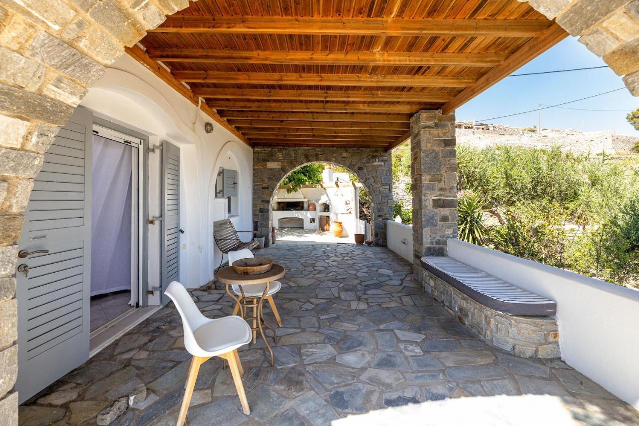 Daphne'S Lux Villa Paraspori  Exterior photo